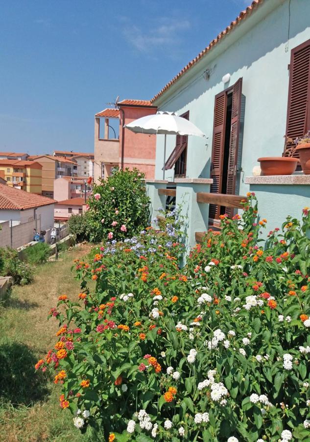 Murphy Holiday Home - Mongiardino 01 La Maddalena  Kültér fotó